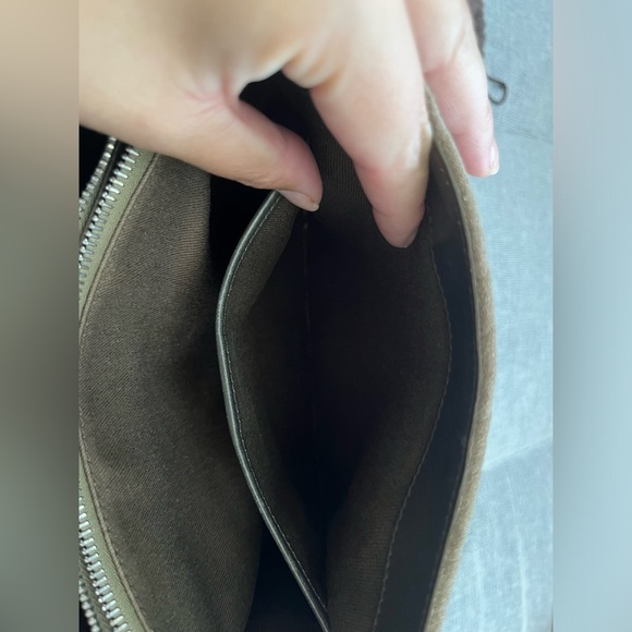 ✨ EUC Celine Hand Bag w/ dust bag - Picture 10 of 15